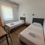 Motel Maks 2*