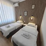 Maks Motel