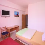 Motel Maks 2*