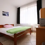 Motel Maks