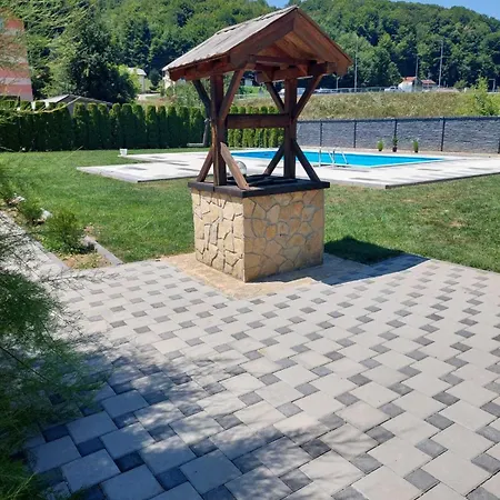 Maks 2* Kiseljak