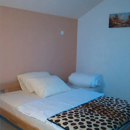 Maks Motel